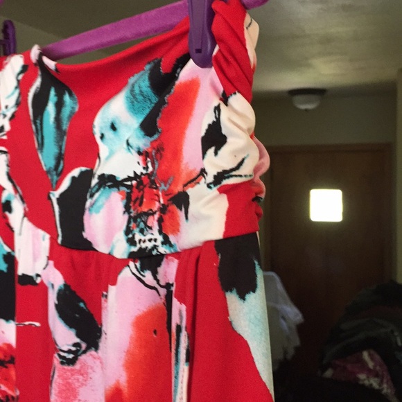 Fun summertime hi-low maxi skirt - Picture 5 of 13